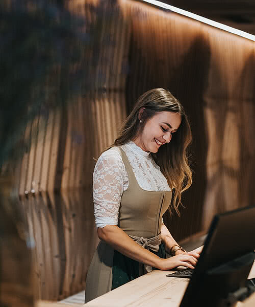 Hotel Tauernhof in Großarl. Rezeption