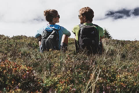 Paar beim Wandern in Großarl
